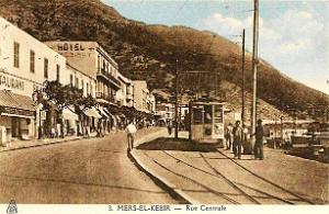 CD eb- 059- MEK- Rue centrale